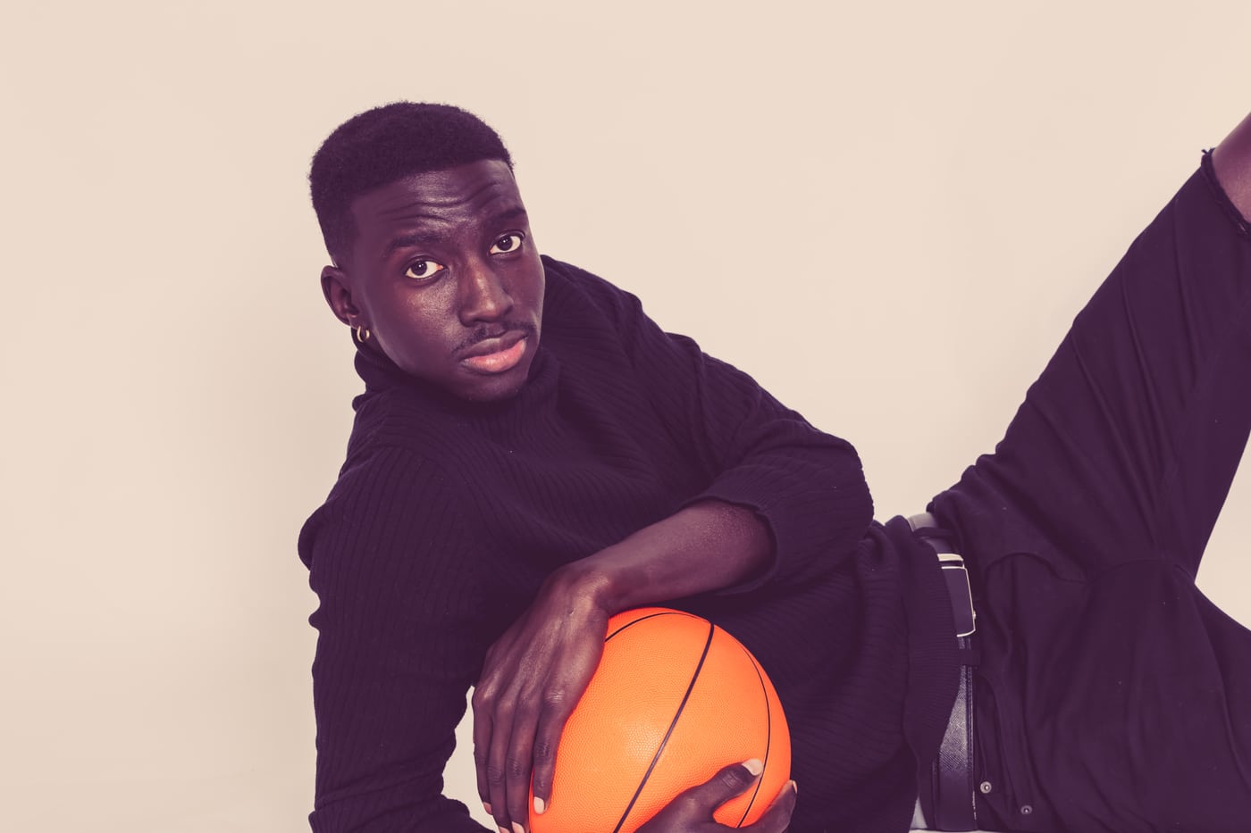 Male model purple, basketball, dynamic.